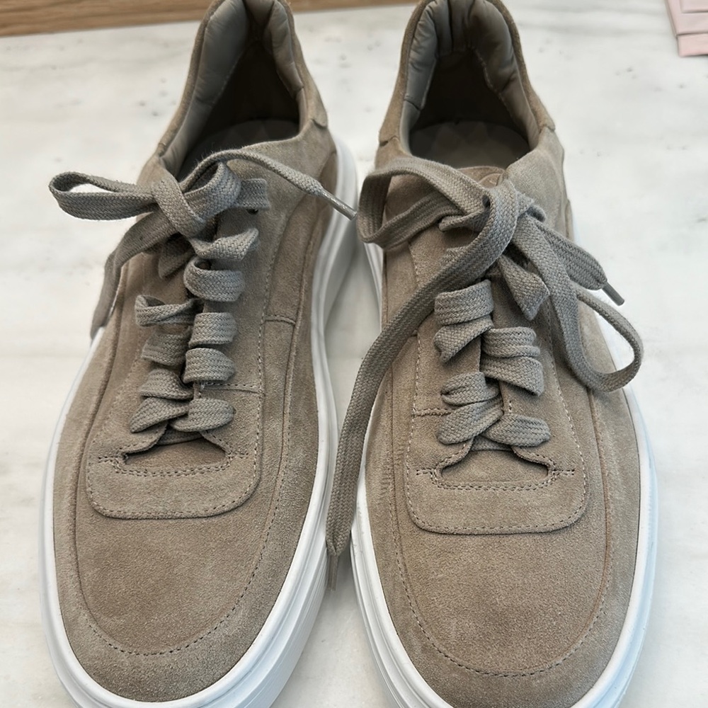 Men's Tan Suede Sneakers by Good news. Size 10 1/2